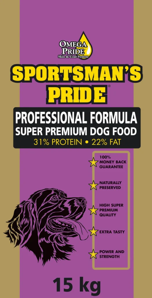 En 15 kg pose med Sportsman's Pride profesjonell formel super premium Hundefor med 31 % protein og 22 % fett. Vesken har en logo og fremhever fordeler som høy kvalitet og ekstra smak.